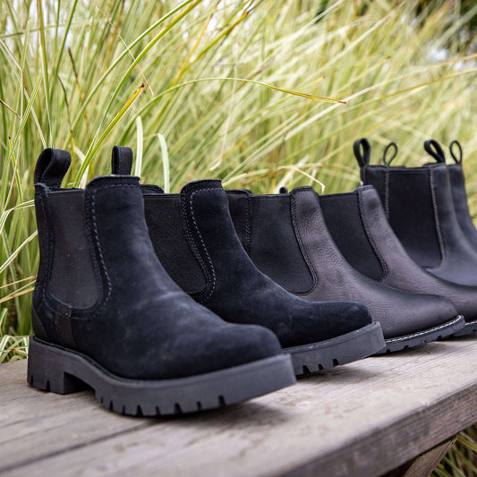 Ariat Popular | Women Wexford Lug Waterproof Chelsea Boot