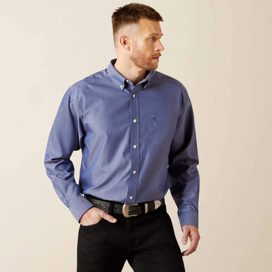 Ariat Exclusive | Men Wrinkle Free Solid Pinpoint Oxford Classic Fit Shirt