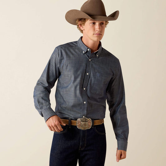 Ariat New | Men Wrinkle Free Solid Fitted Shirt