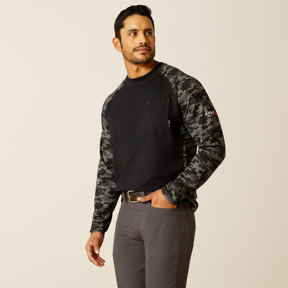 Ariat Trending | Men FR AC Stretch Camo Baseball T-Shirt