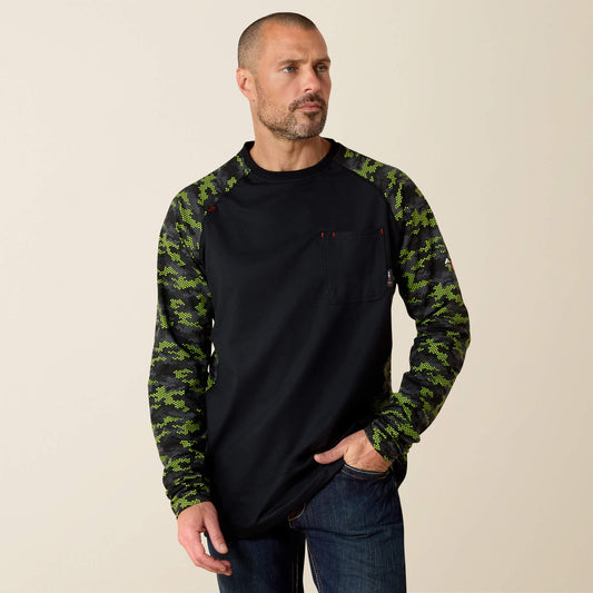 Ariat Trending | Men FR AC Stretch Camo Baseball T-Shirt