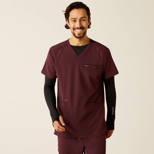 Ariat Trending | Men Derham 6 Pocket Scrub Top